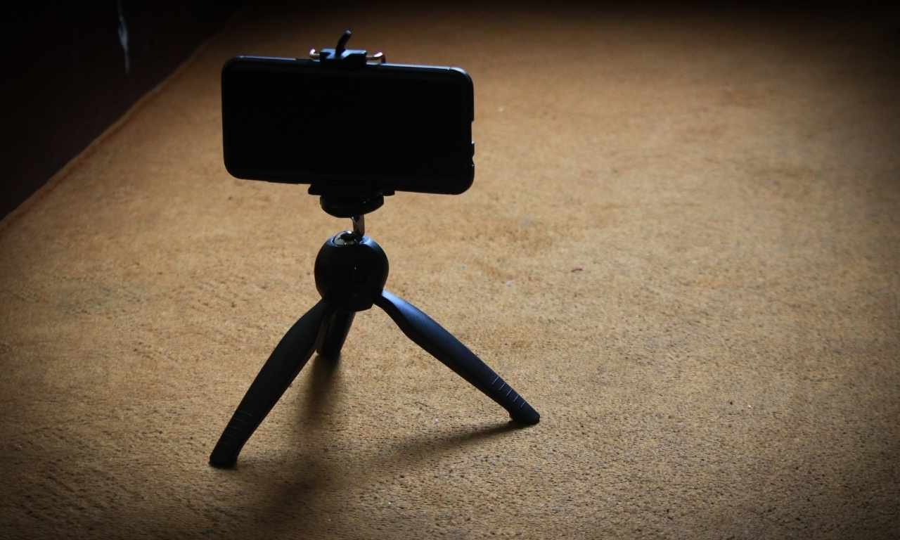 Portable tripod